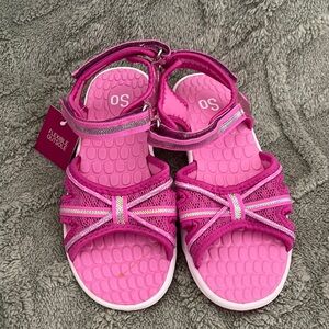 🆕 Girls So Size 3 Water Sandals 🩴